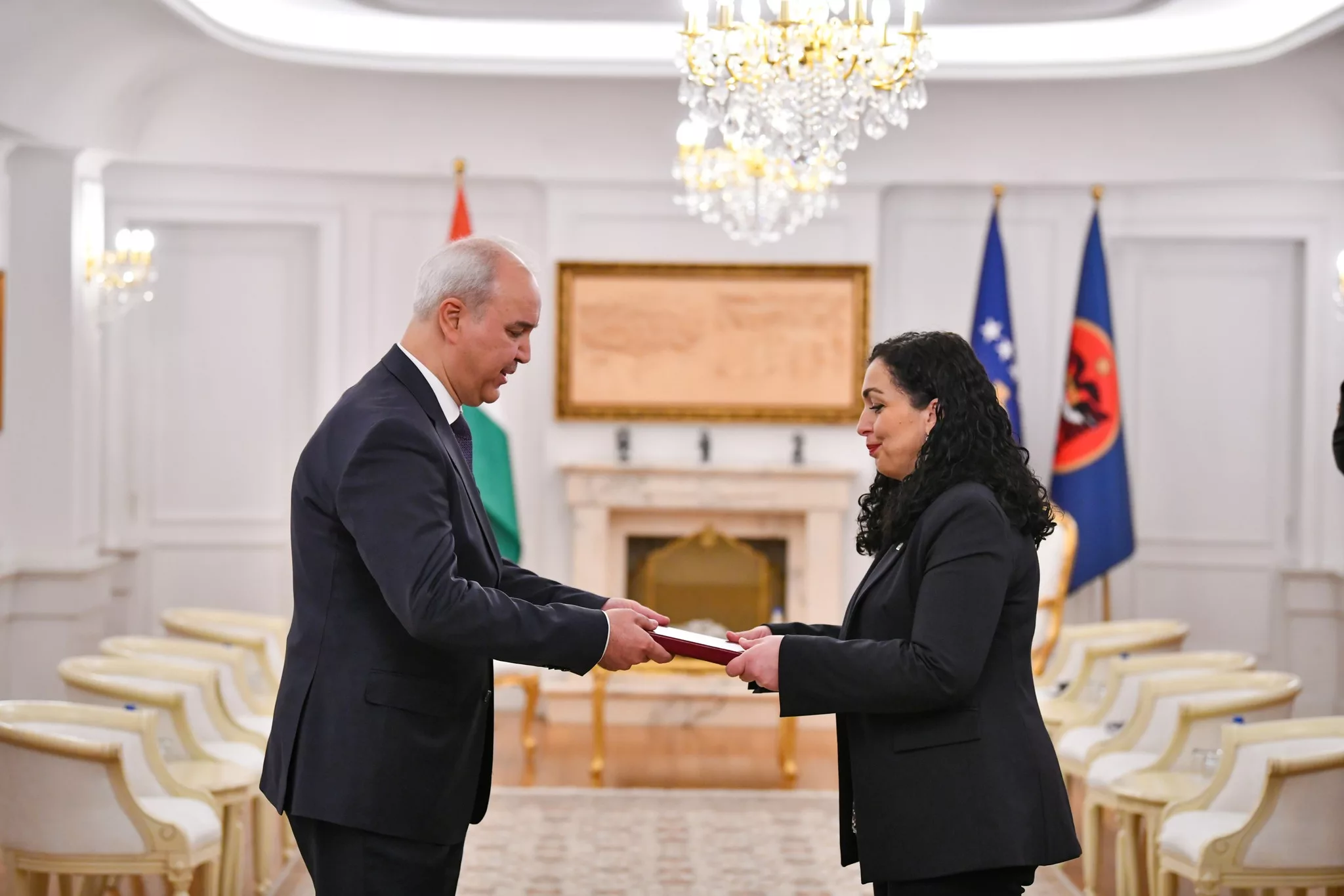 Presidentja Osmani pranoi letrat kredenciale nga ambasadori jorezident i Jordanisë 1 475111484 650004521021540 6307124570575153375 n.webp