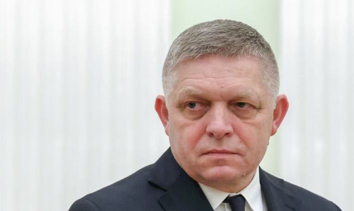 Kryeministri i Sllovakisë Robert Fico e fton Zelenskyn për bisedime për transitin e gazit 1 fico