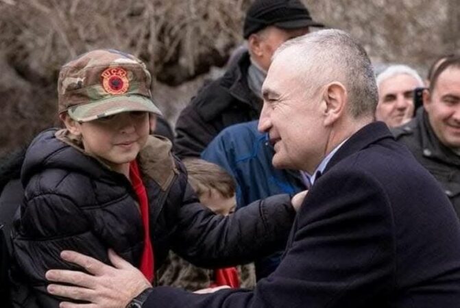 Kosova 17 vite shtet, Meta uron nga qelia: Forcohesh çdo ditë! Shembull i shkëlqyer i funksionimit të demokracisë 1 Capture 108 671x450 1