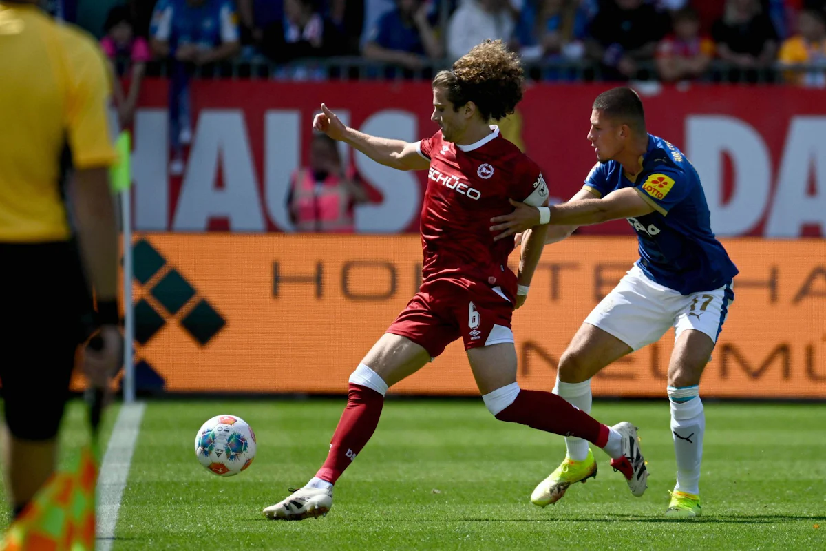 Futbolli, Kiel – Porath Ndryshon në Schalke – Cvjetinović është më i gjatë – Sport