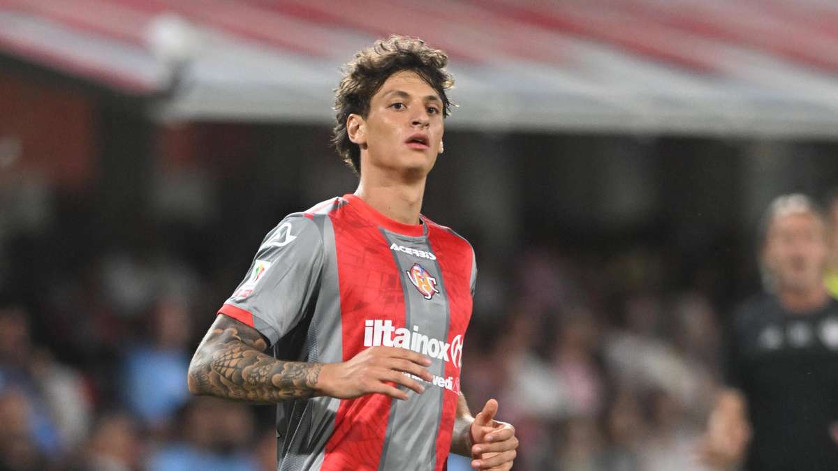 Një stërnip i diktatit të Italisë Mussolini bën debutimin në Serinë A Një stërnip i diktatit të Italisë Mussolini bën debutimin në Serinë A