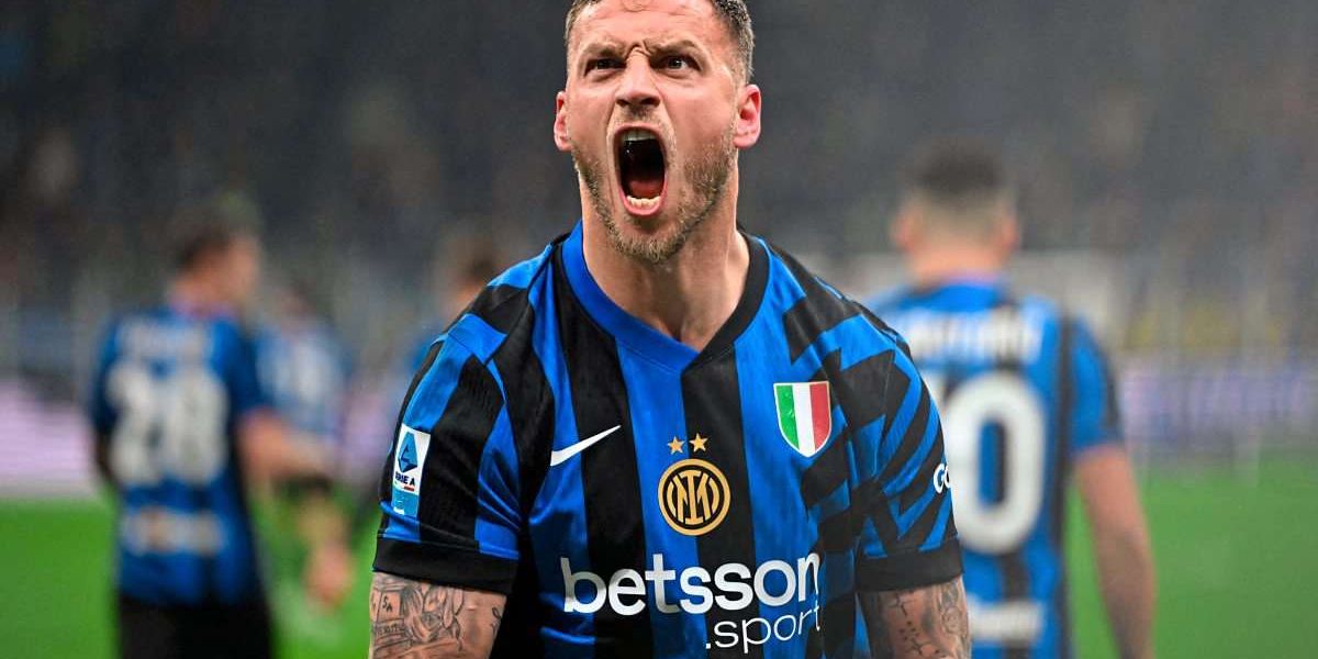 Arnautoviç i shtruar me një promovim fantastik të volejerit Inters Cup – Futboll Arnautoviç i shtruar me një promovim fantastik të volejerit Inters Cup – Futboll