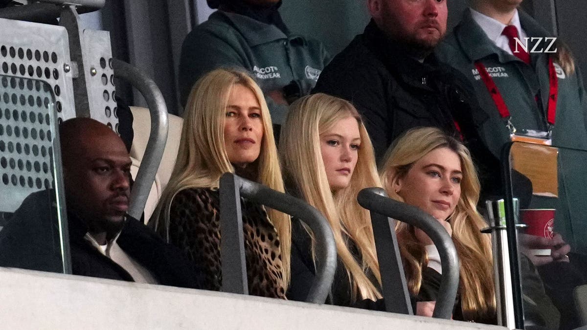 Claudia Schiffer dhe Hype për investitorët e famshëm