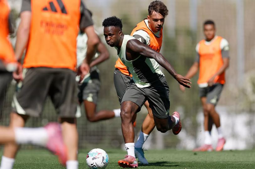 Trajnimi përfundimtar para Mallorca: Vetëm katër yje mungojnë