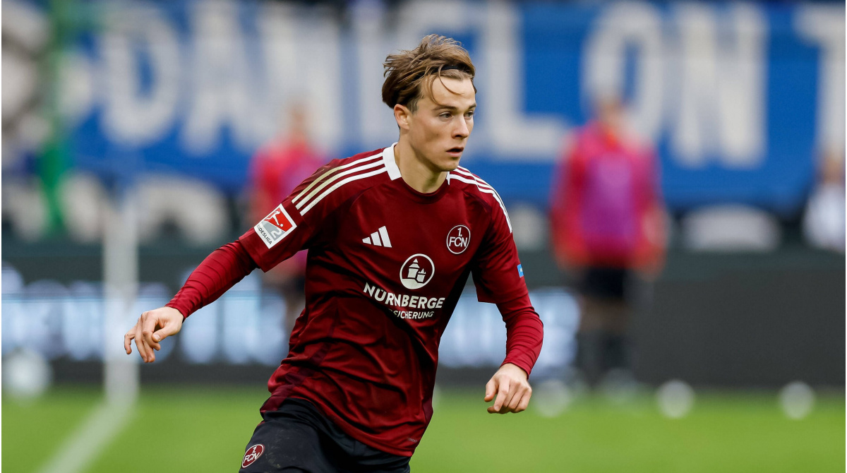 Në vend të VFB Stuttgart: 1. FC Nürnbergs Jander në Check Medical në Southampton