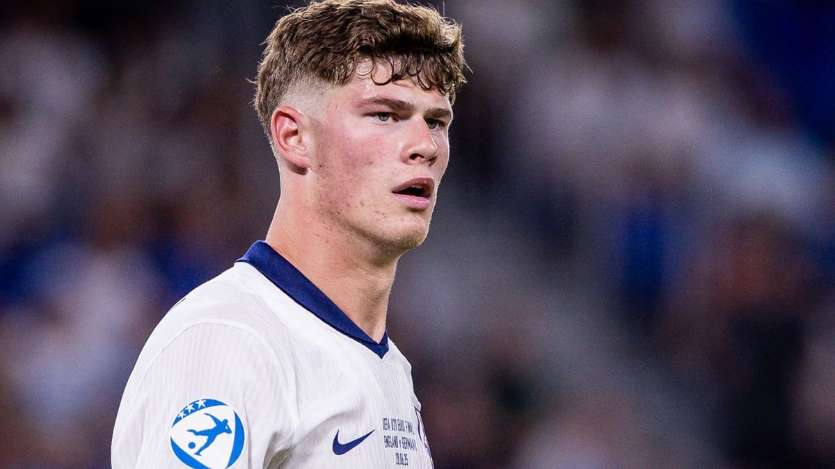 charlie creswell der verteidiger spielte bei der u21 em fuer england