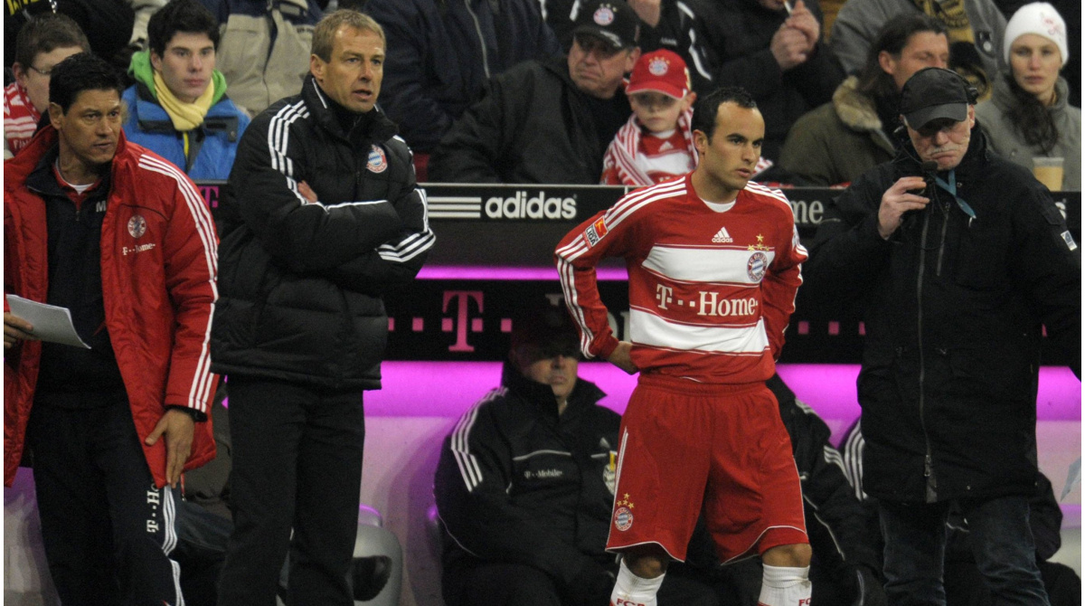 Klinsmann: FC Bayern vepron “shumë e arsyeshme” – flet për Woltatemade