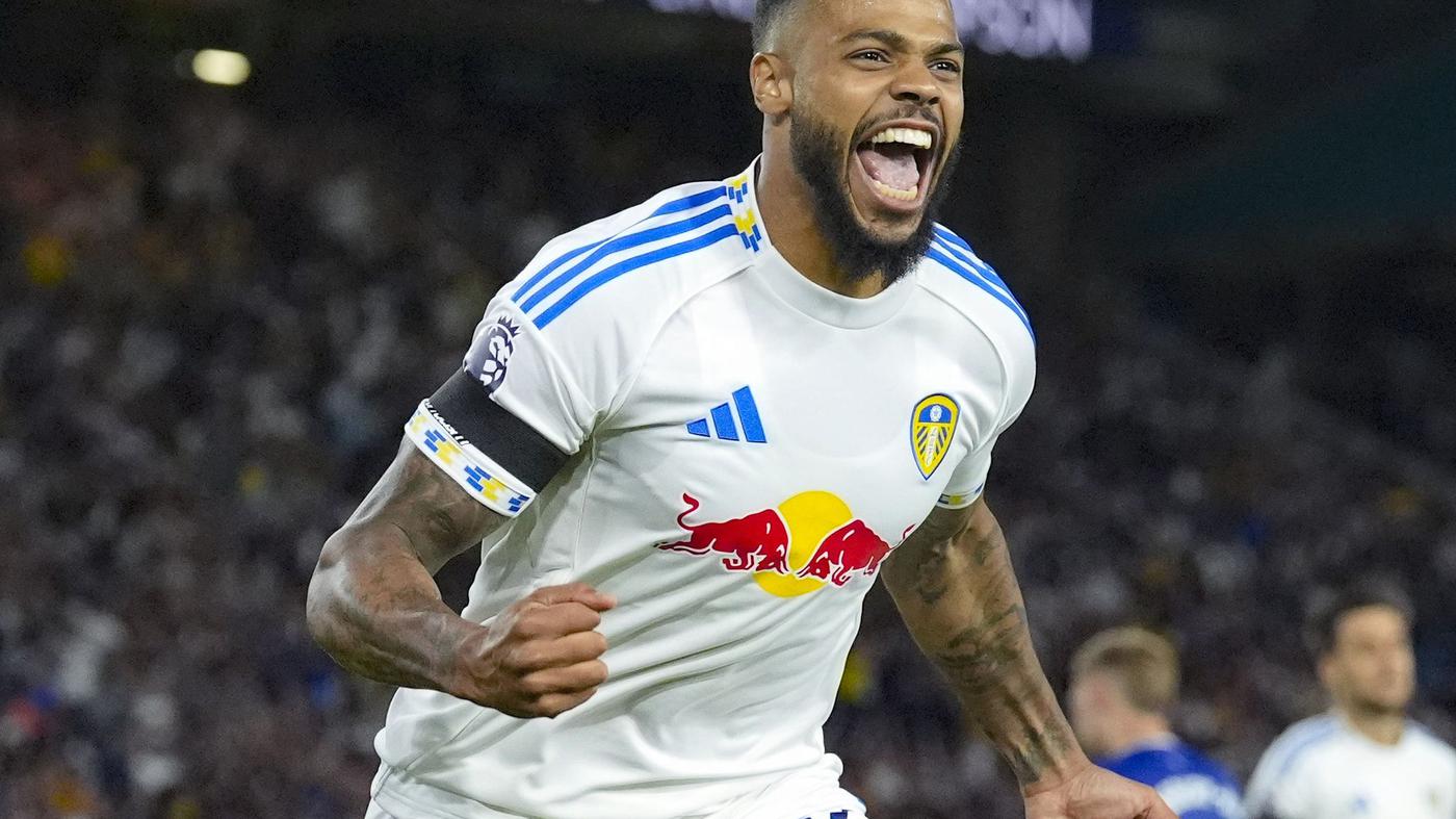Ish-Wolfsburger Lukas Nmecha Match Fitues për Leeds United