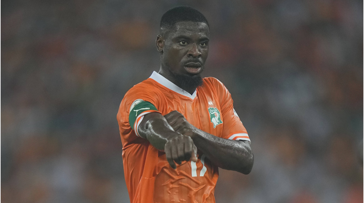 Aurier në Iran u mbyll për shkak të sëmundjes: ish-Tottenham Professional jashtë për muaj?