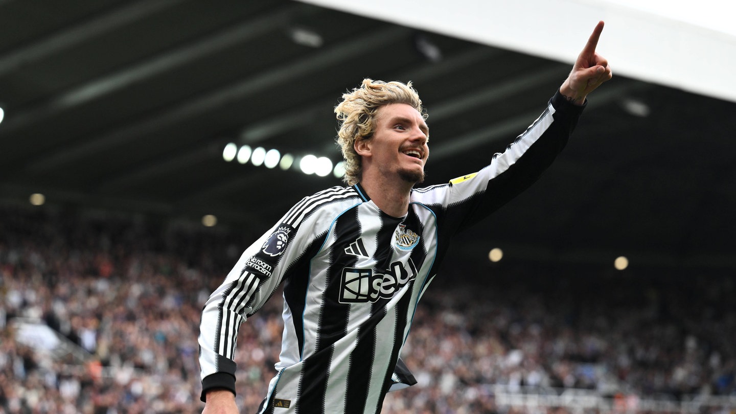 Ish-profesionisti i VFB Nick Woltated në Newcastle: “Një ndjenjë e bukur” -football