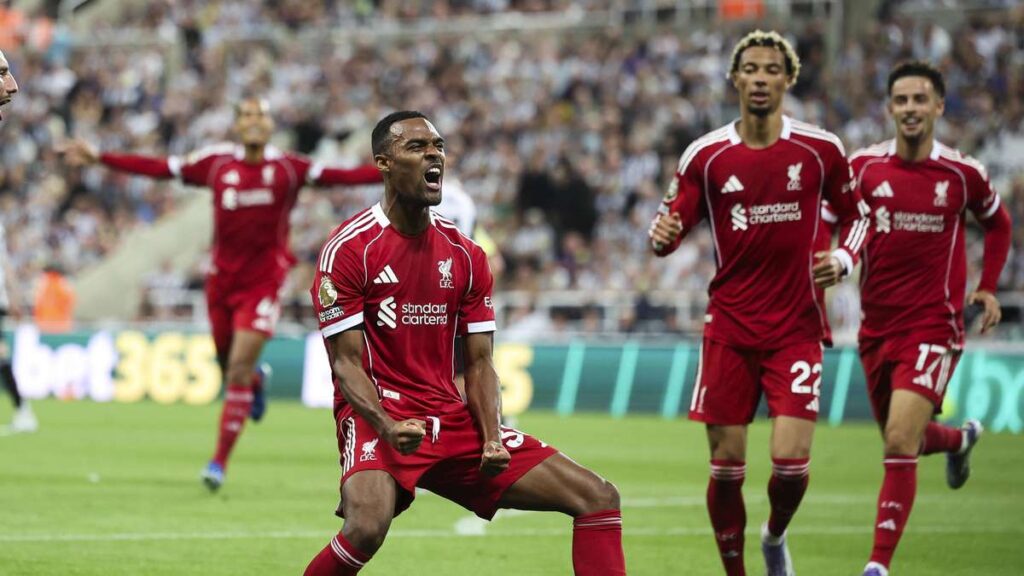 Zhvillimi i yllit të lartë të Premier League duhet të shqetësojë FC Bayern