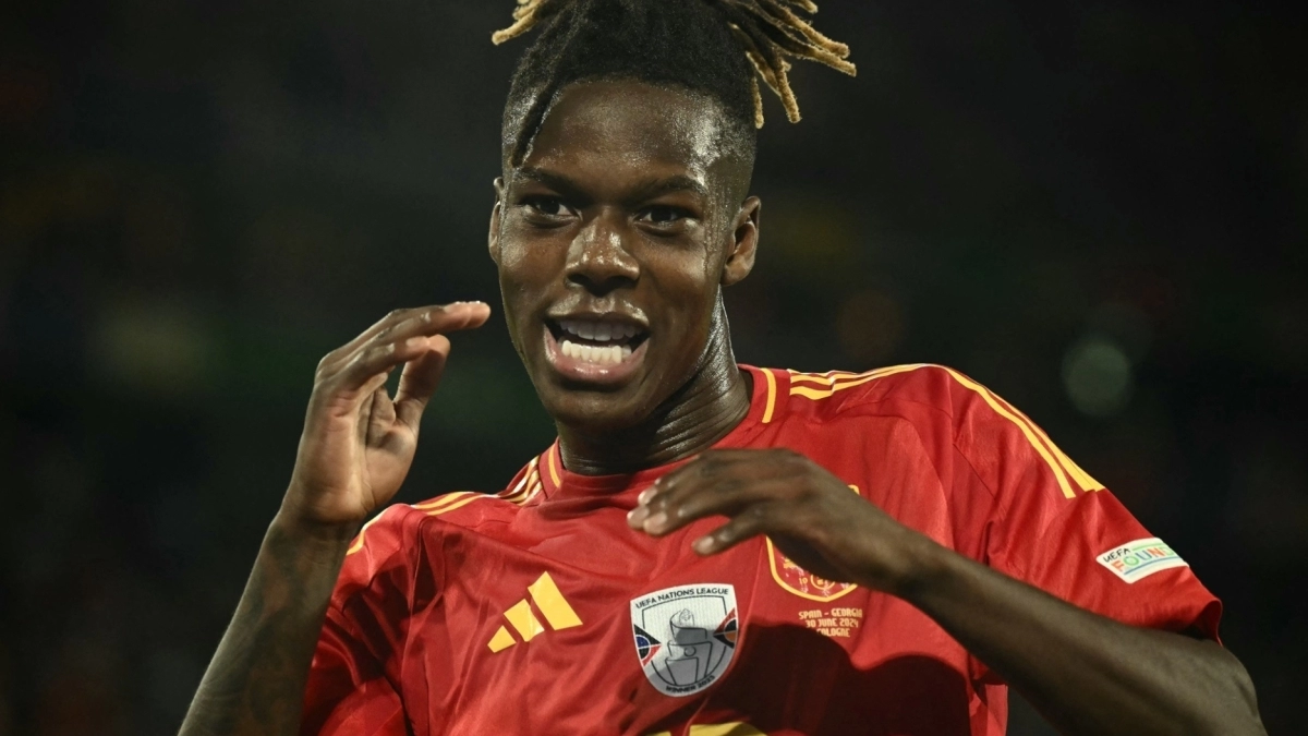 Barcelona është pas sulmuesit të serisë A pasi angazhimi i Nico dështoi