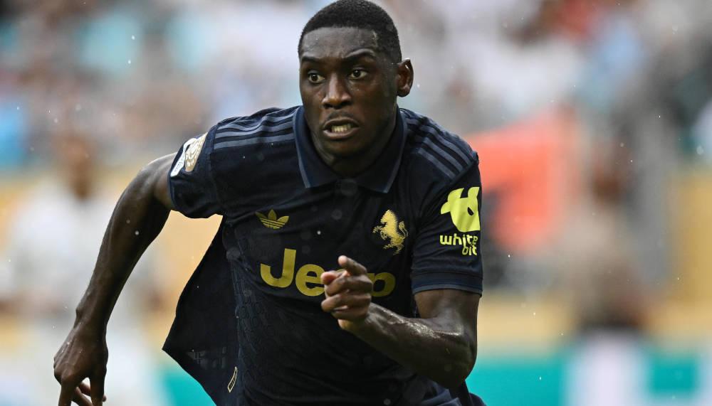 Randal Kolo Muani mund të zbriste në Tottenham