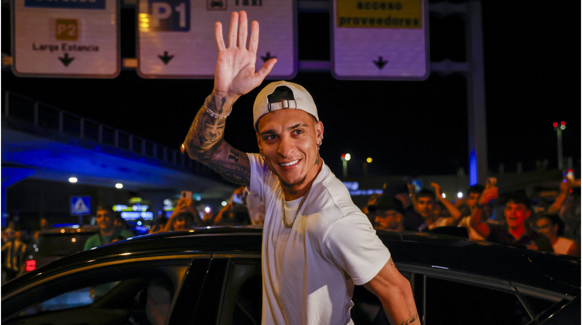 FC Bayern: Antony konfirmon ofertën nga Mynihu në ditën e afatit