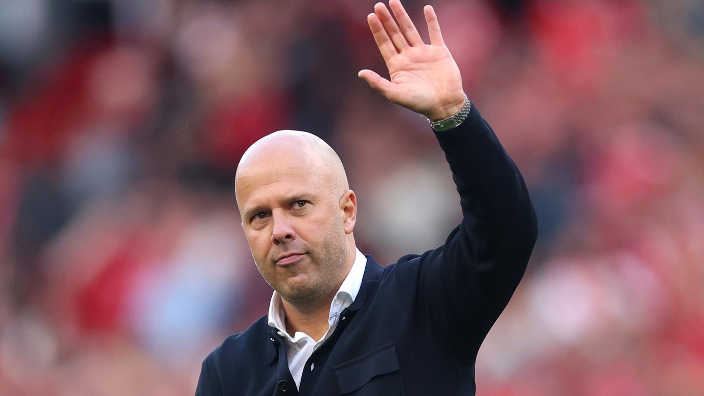 Arne Slot është nominuar për menaxherin e Premier League të muajit në gusht