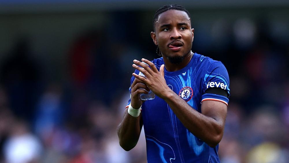 Nkunku ndryshon në Milano – Seria a