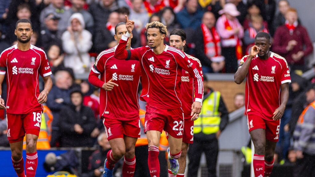 247. Merseyside Derby-Liverpool fiton derbi konkurrues kundër Everton