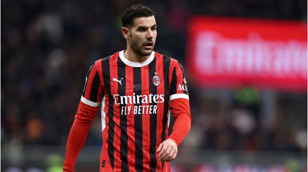 Theo Hernández para se të transferohej në Arabinë Saudite-Advertise Lionel Messi Theo Hernández para se të transferohej në Arabinë Saudite-Advertise Lionel Messi