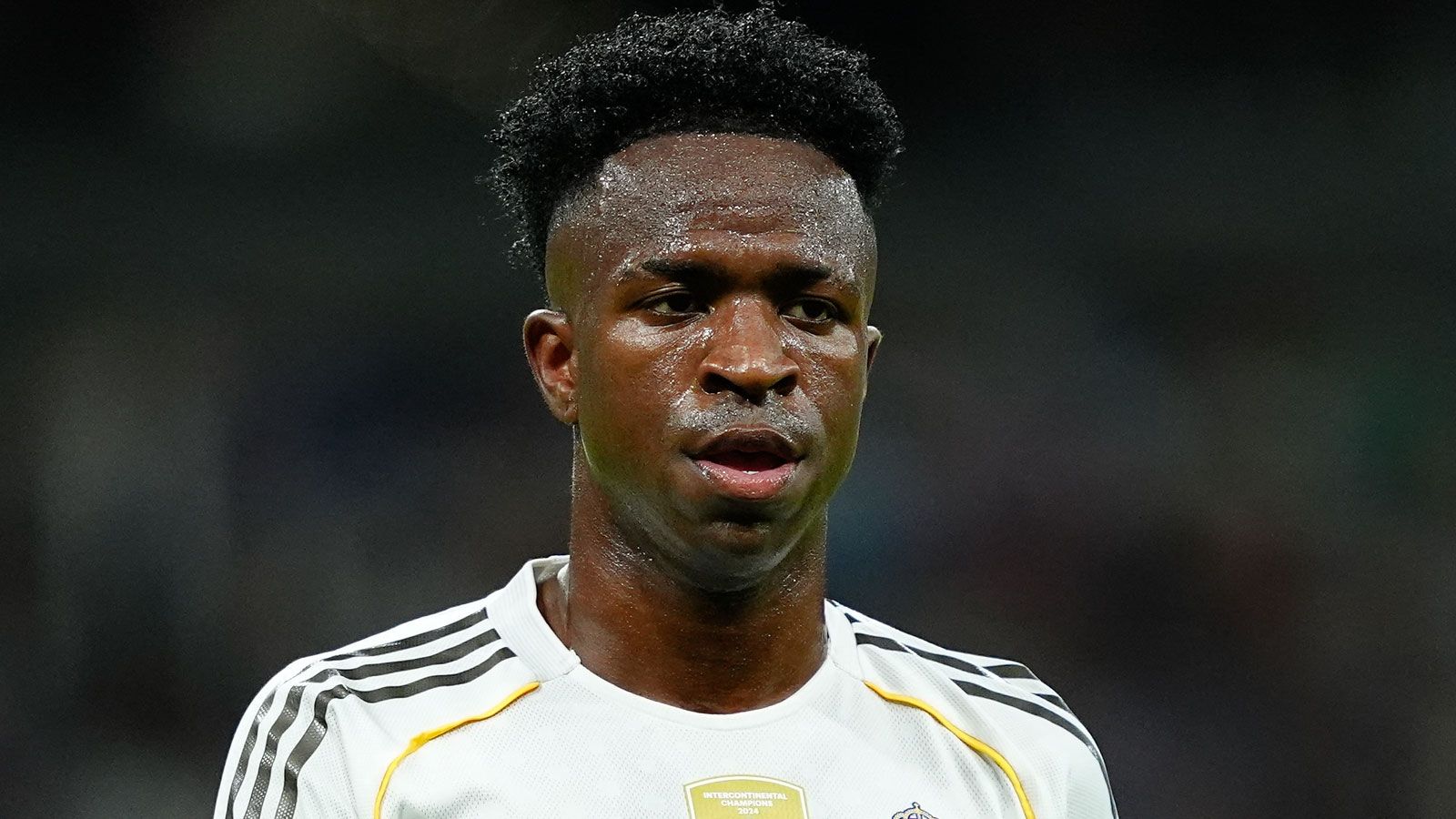 A është Real Madrid në rrezik nga telashet me Vinicius Jr.? Mega Extension raportohet se është në prag