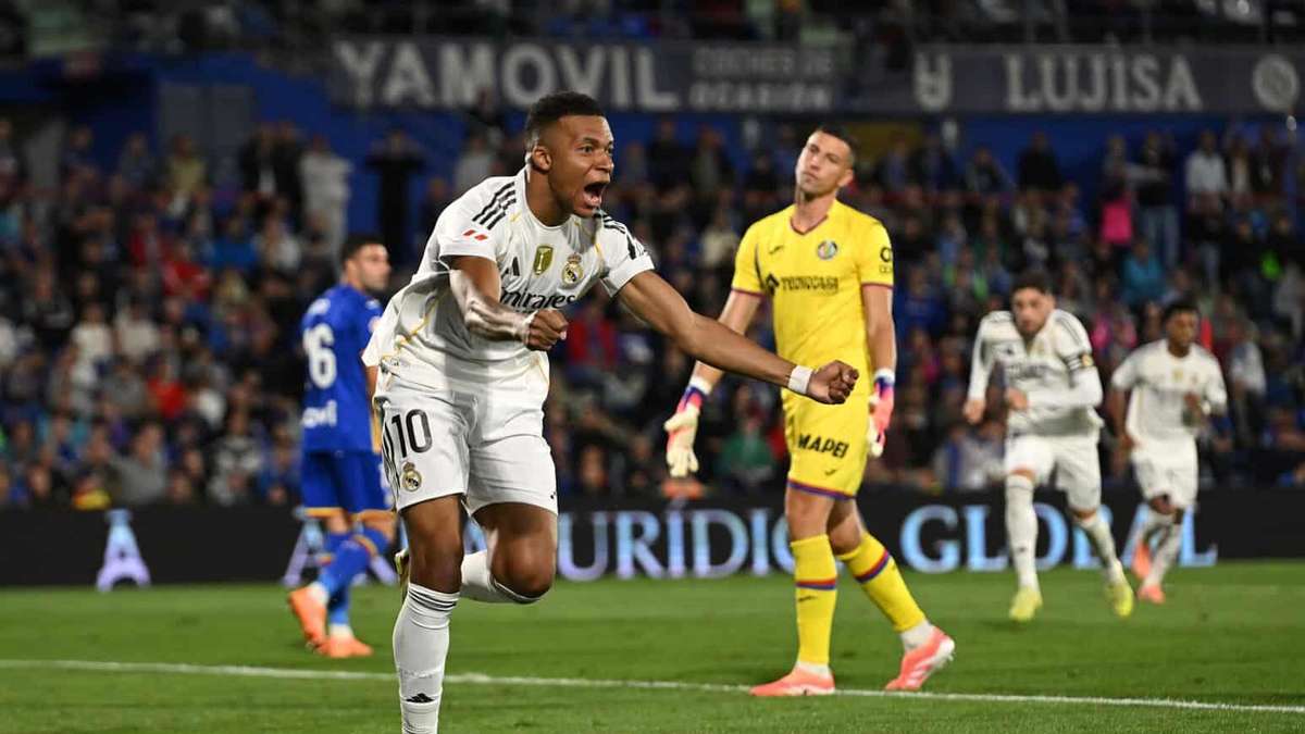 Dy kartonë të kuq dhe një gol i vonuar