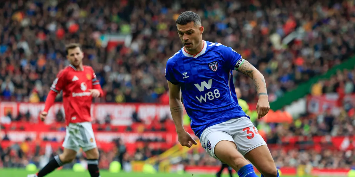 Premier League: Granit Xhaka dhe Sunderland humbasin në Manchester United