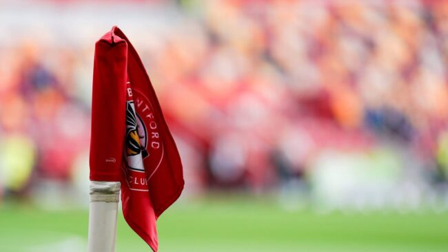 FC Brentford vajton kursin e trajnerëve të portierëve të Akademisë