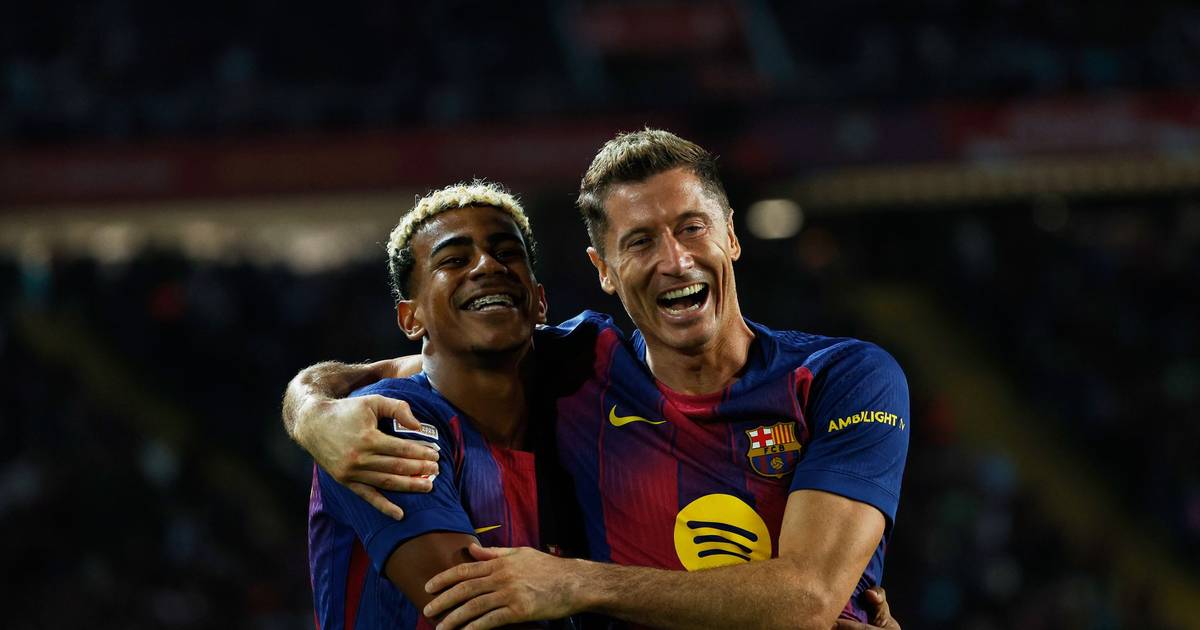 Flick dhe Barcelona kalojnë humbësin e Derby Real Flick dhe Barcelona kalojnë humbësin e Derby Real