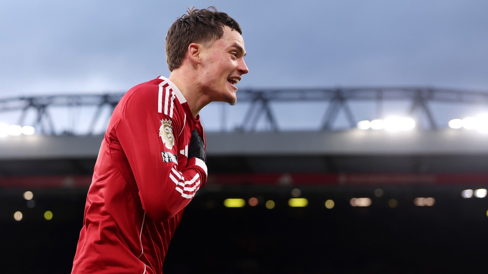 Udhëzues televiziv dhe transmetim i Liverpool FC: Ku shfaqet cila lojë e Reds shfaqet drejtpërdrejt në TV dhe transmetim të drejtpërdrejtë?