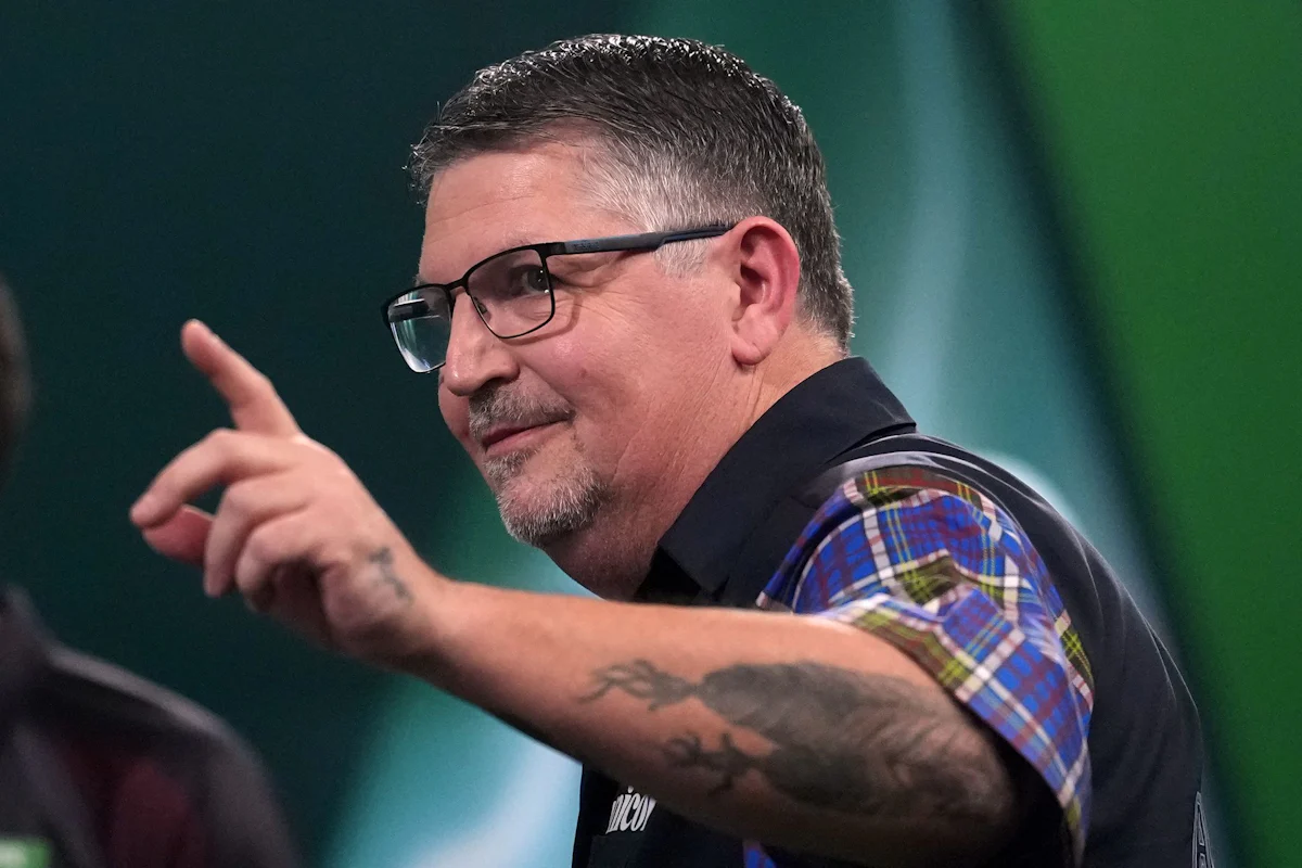 Shigjetat - "Shumë i vjetër": Premier League pa dy herë kampion bote me shigjeta - Sport