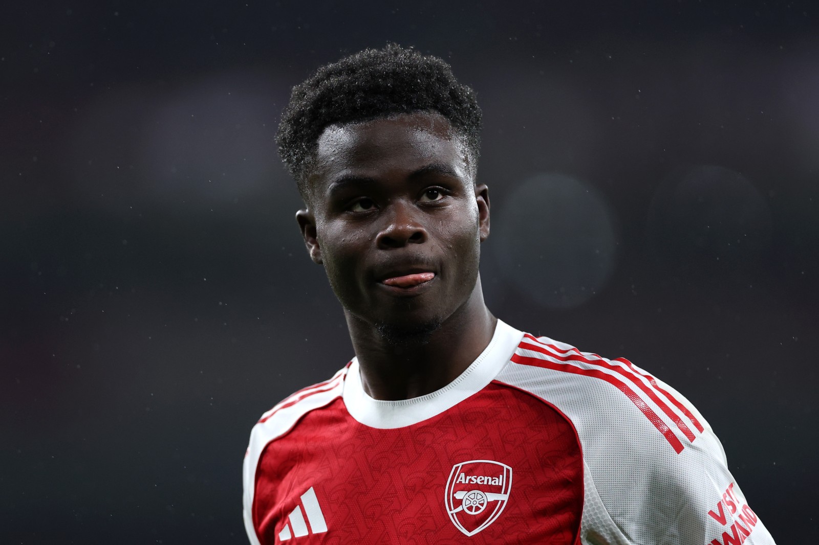 Bukayo Saka merr mega kontratë – Ylli i Arsenalit me siguri do të bëhet një lojtar rekord
