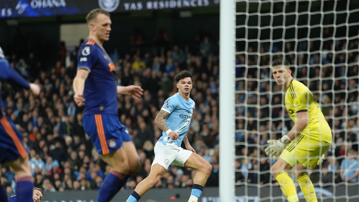 Gabimi i Arsenalit i përdorur: ManCity dridhet drejt fitores dhe e bën luftën për titull shumë të nxehtë