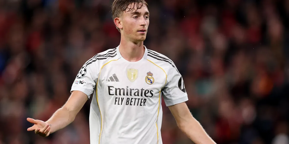 Dean Huijsen mund të kthehet në Premier League, klubi më i mirë anglez i ofron gati 70 milionë euro - Telegrafi