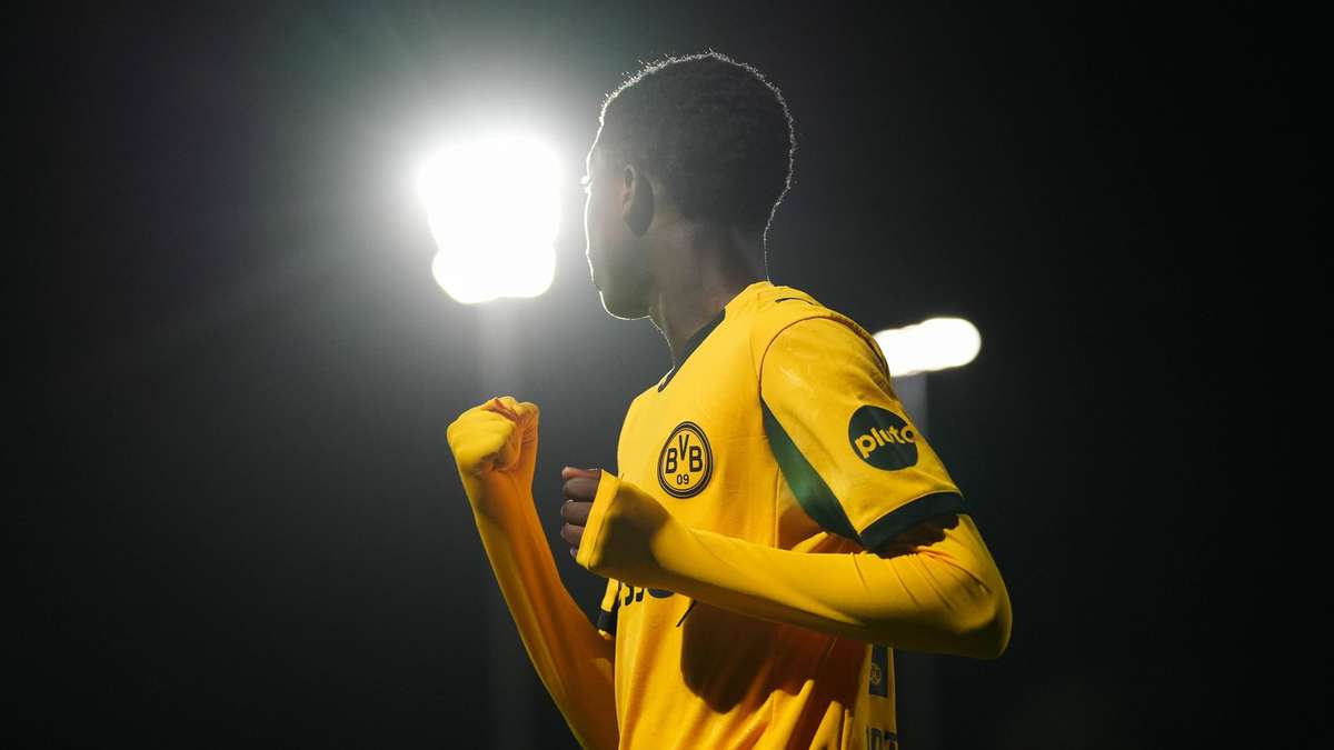 Borussia Dortmund udhëton drejt Liverpoolit më 18 mars