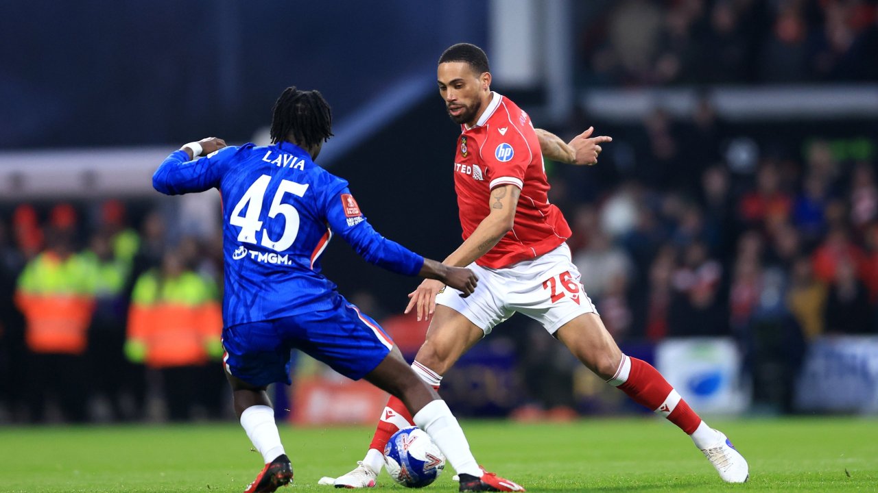 Chelsea shpëton veten një raund më tej kundër Wrexham të shkatërruar