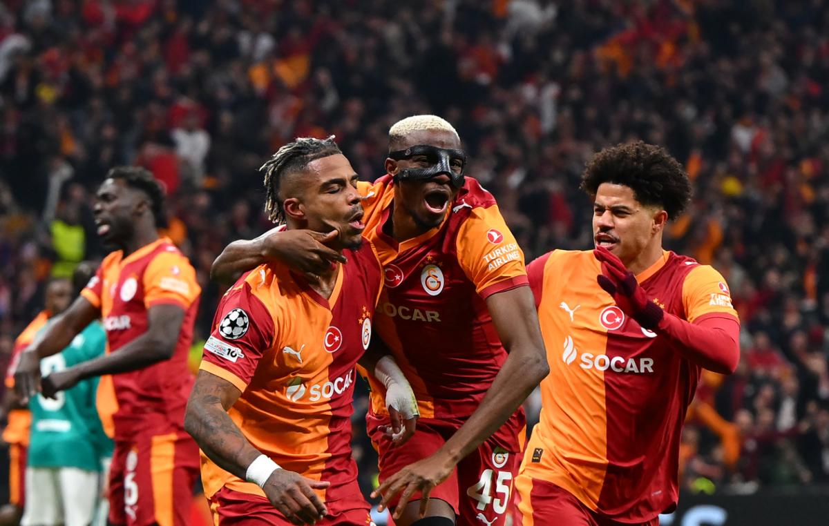 Liverpool po dridhet pas humbjes 0-1 në ndeshjen e parë në Galatasaray