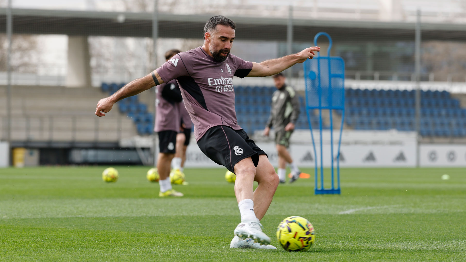 ND ENTRENAMIENTO 01 HE17009