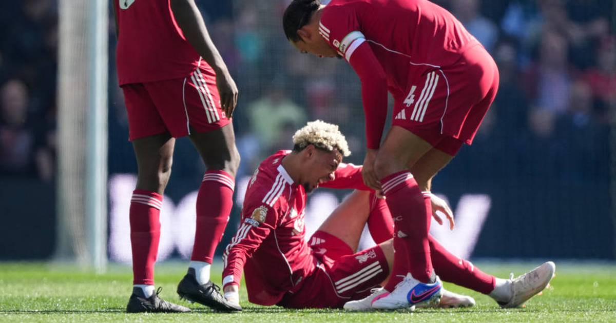 Ekitiké del jashtë pas tetë minutash – Liverpool pengohet në Bri…