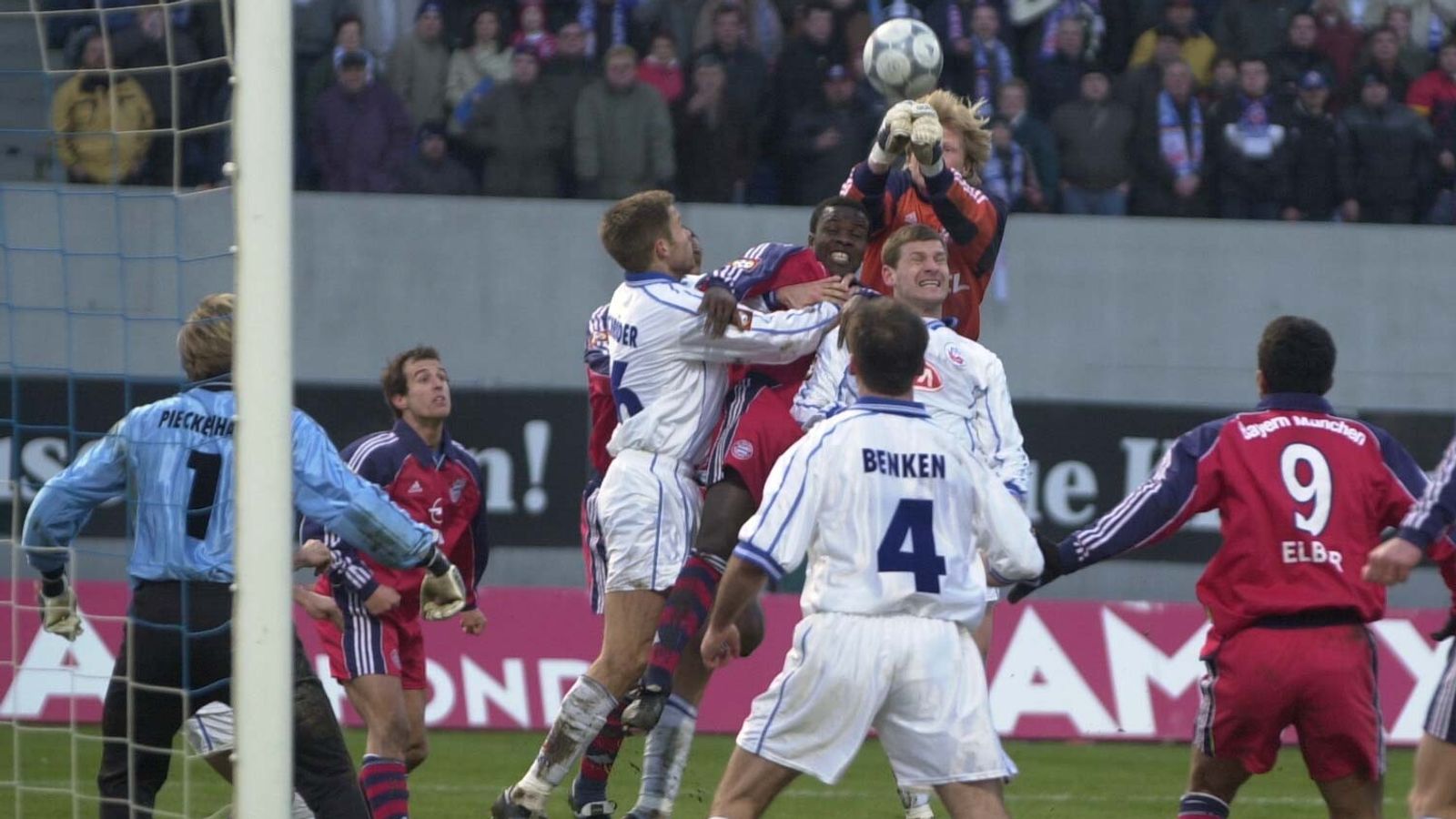 Goli legjendar i Oliver Kahn feston 25 vjetorin e tij | Lajme nga futbolli