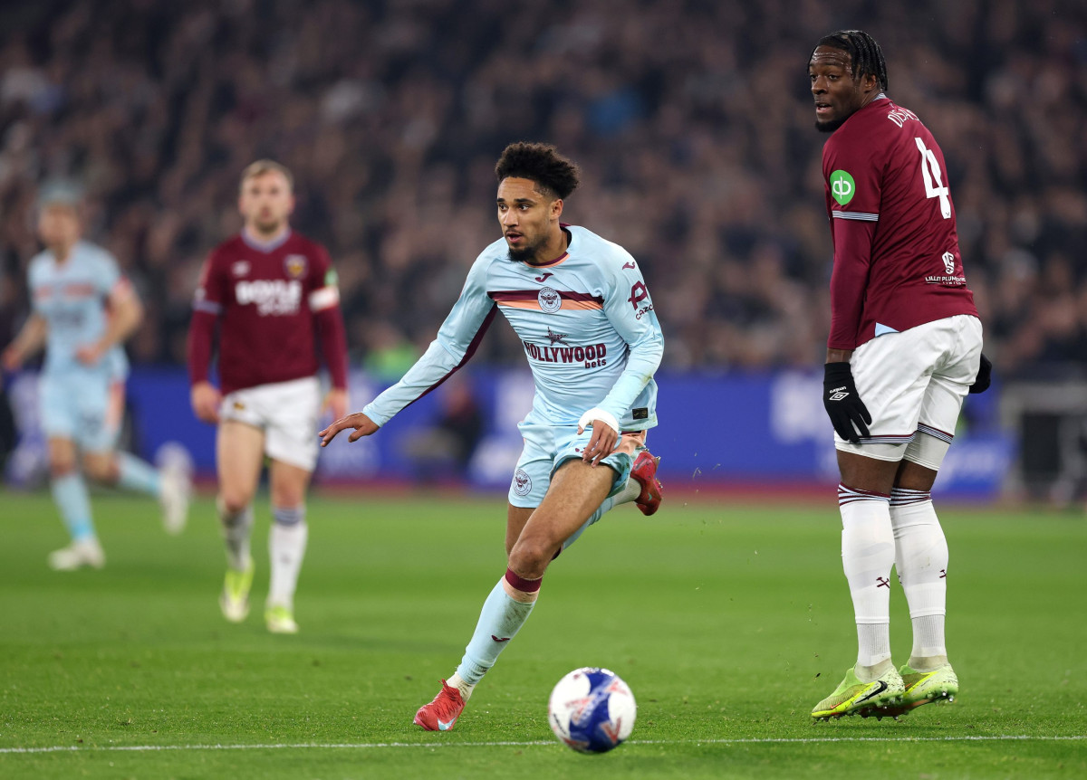 Transferimi i Schade: A do të qëndrojë në Premier League apo do të kthehet në Bundesligë?