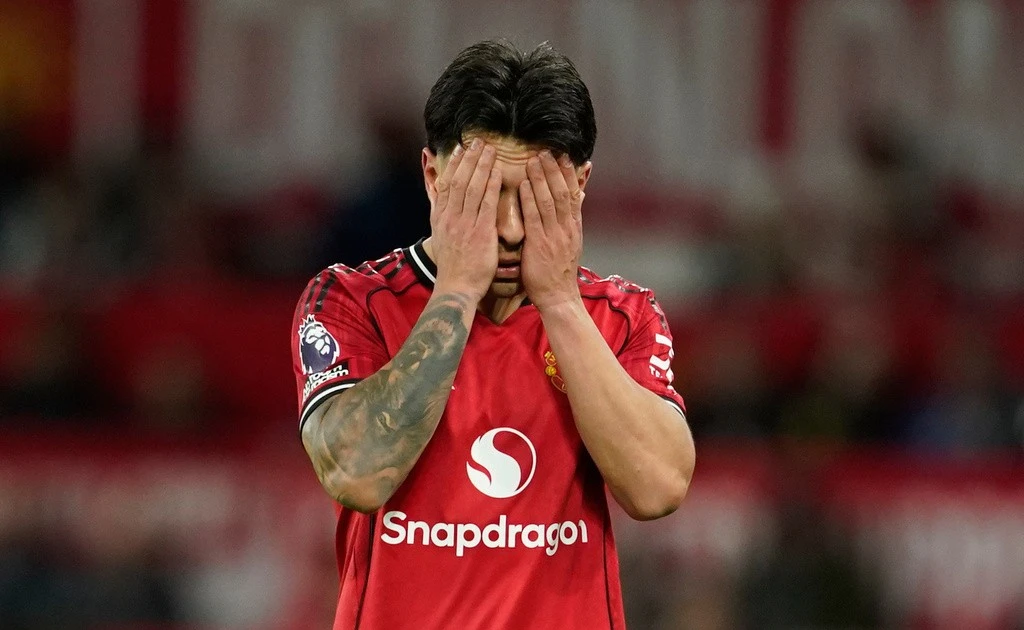 Apelimi dështon, ylli i Manchester United dështohet me 3 ndeshje.