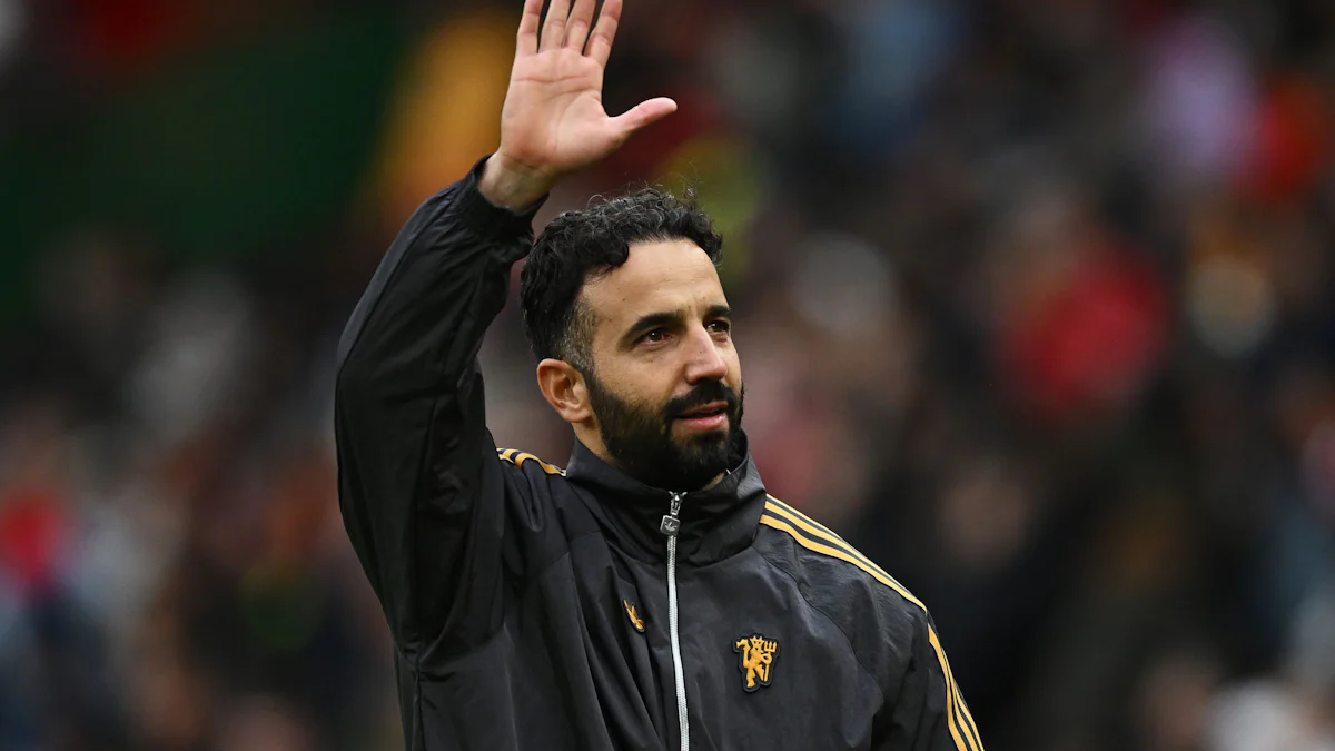 Manchester United ndahet me trajnerin Amorim, Liverpool dhe Man City shpërdorojnë fitoret - Sport