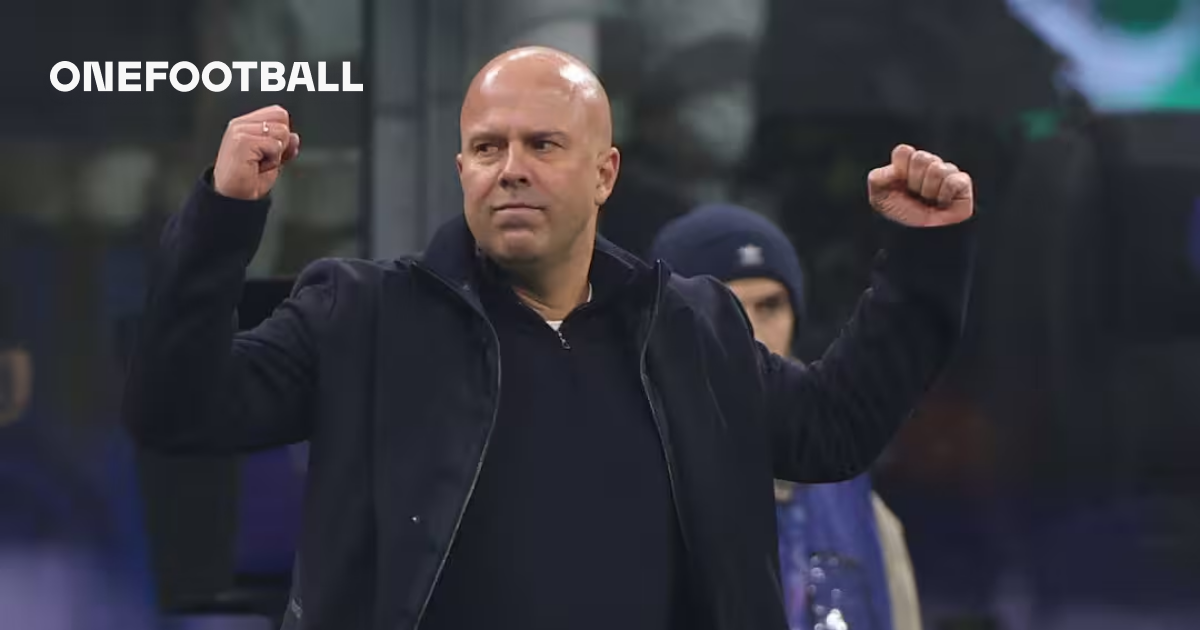 Trajneri i Liverpool, Arne Slot, është nominuar për çmimin e Premier League