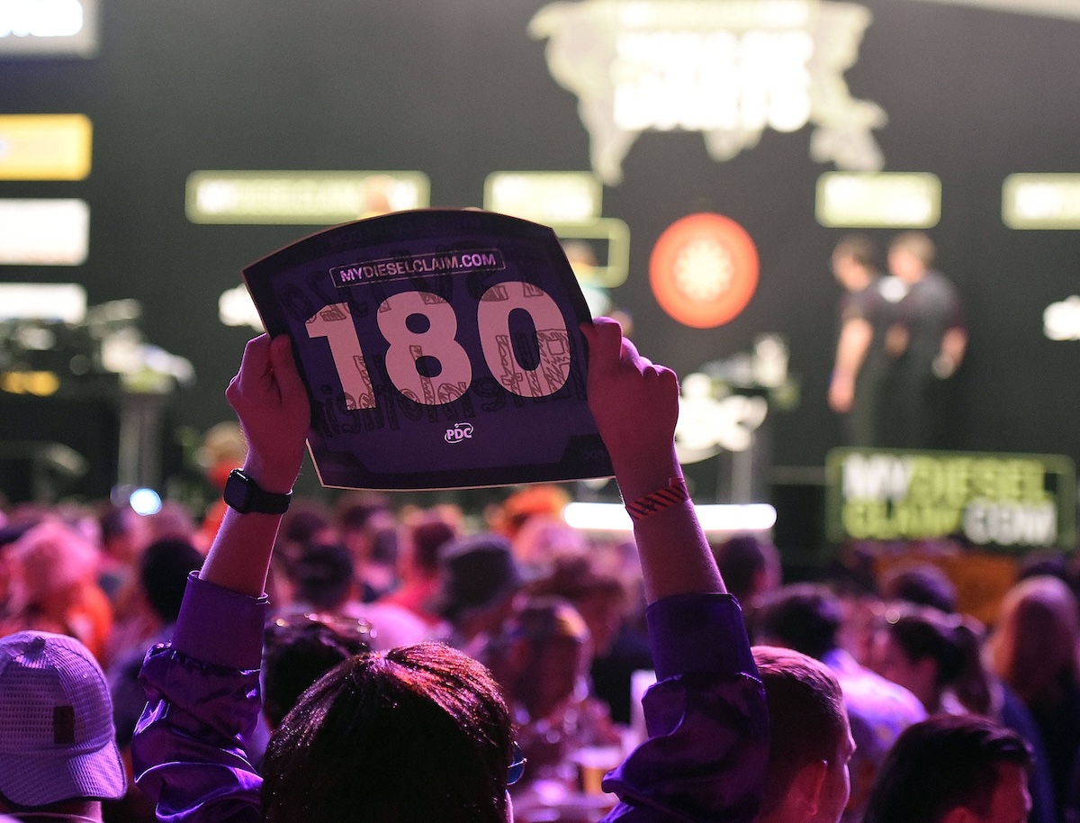 Shigjetat drejtpërdrejt sot: Kush po tregon transmetimin e Premier League në TV dhe transmetim?