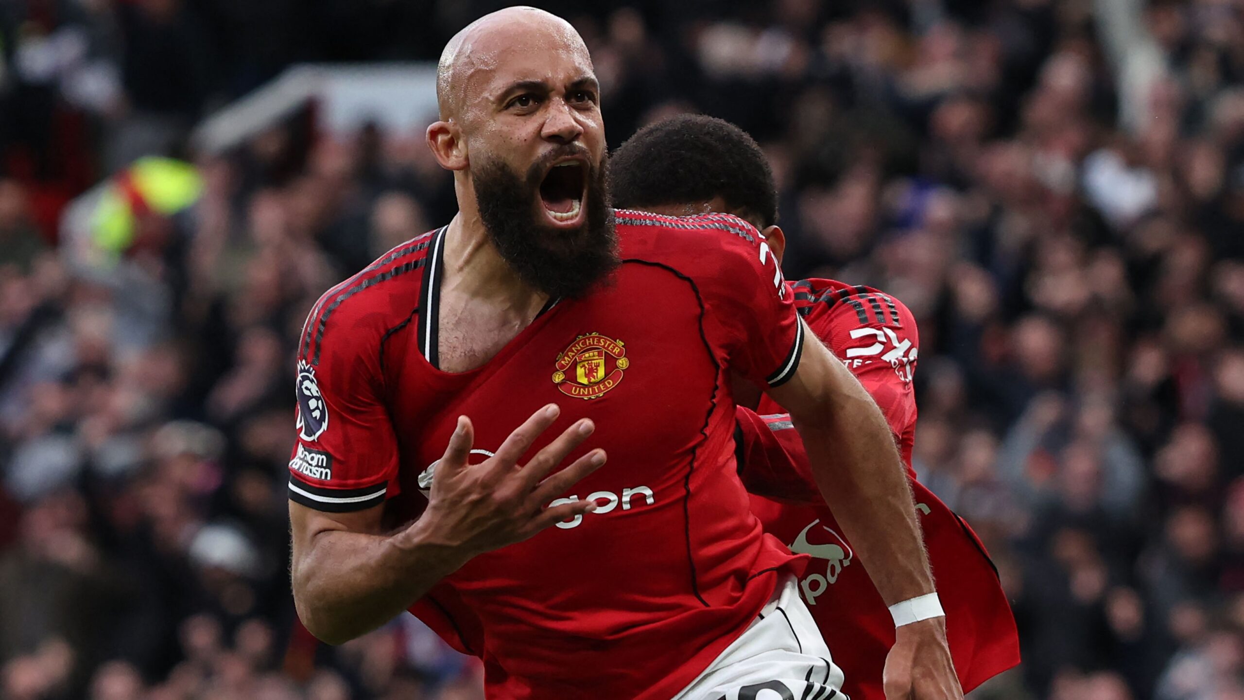 Debutimi i ëndrrave për Michael Carrick! Mançester Junajtid i çliruar dominon dhe mposht Cityn në derbi