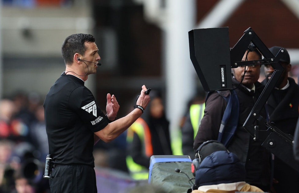 Studimi i VAR: Gjyqtarët korrigjohen në 95 për qind të rasteve në Premier Ligën angleze