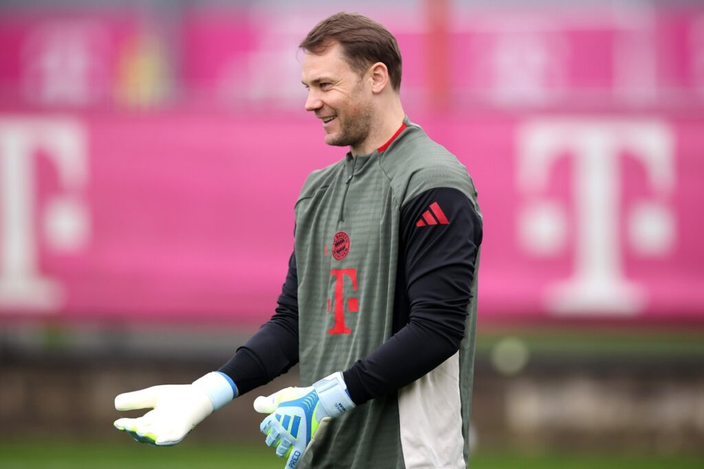 Neuer lidhet me një transferim të bujshëm në Premier League