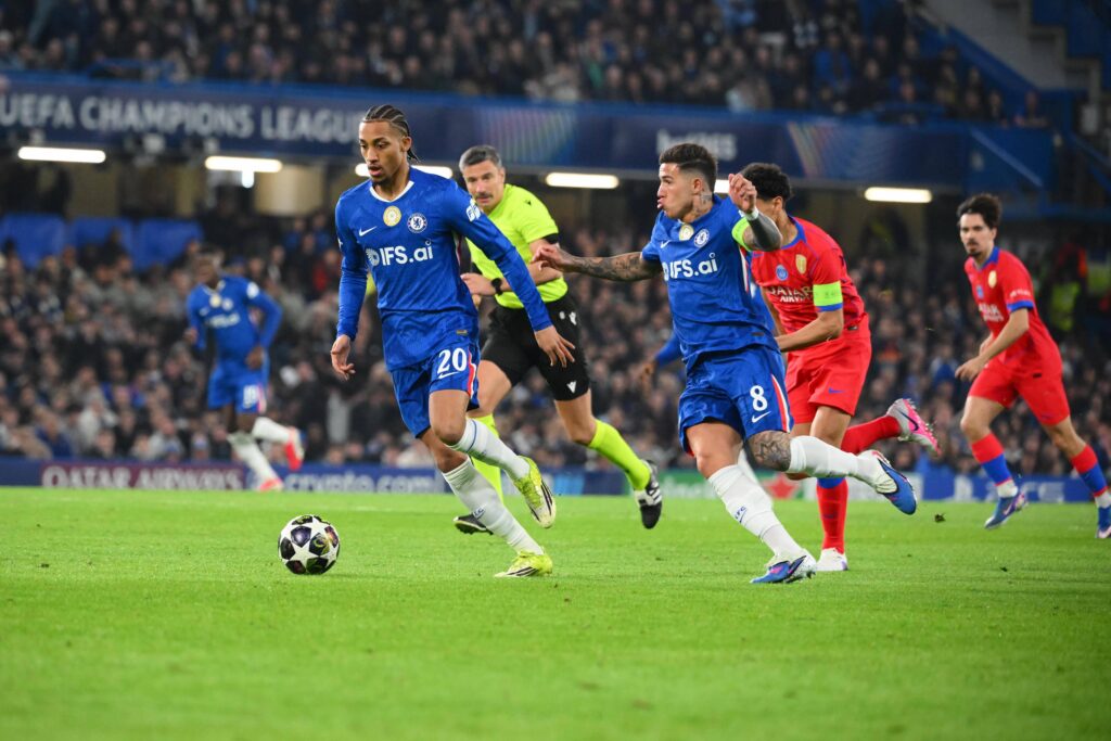 Chelsea pezullon 120 milionë lojtarë - Sky Sport Austria