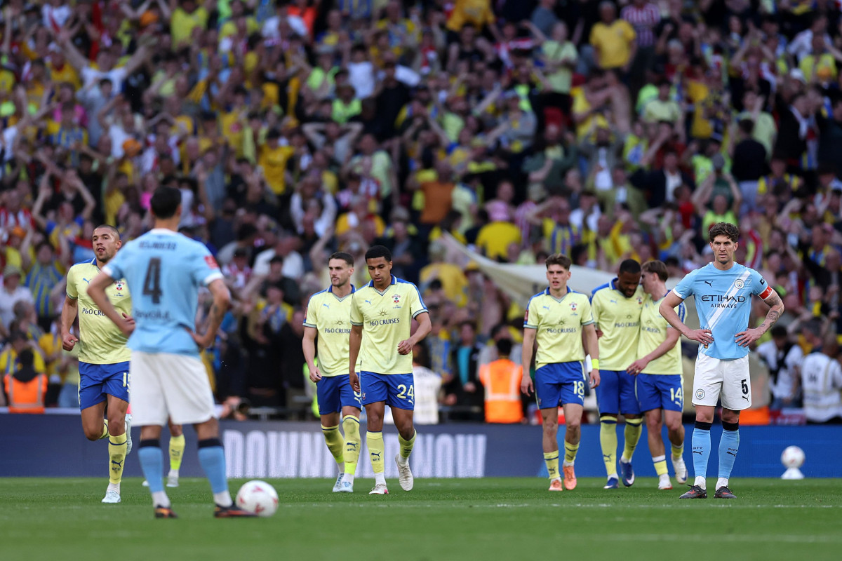Largohet Stones nga Manchester City - të dhënat e futbollit
