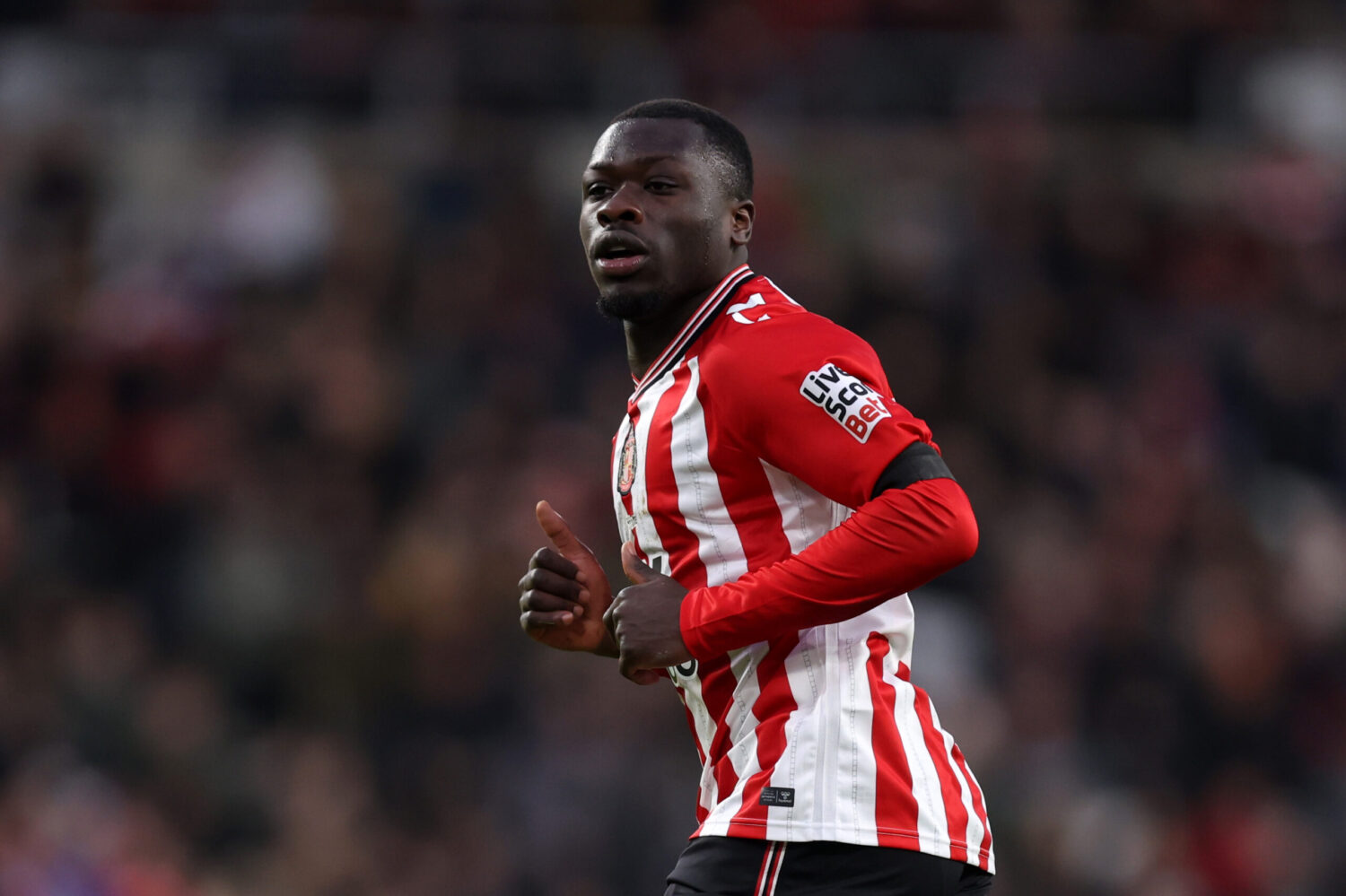 Rezervimi i stuhisë: Bayern po shikon Premier League