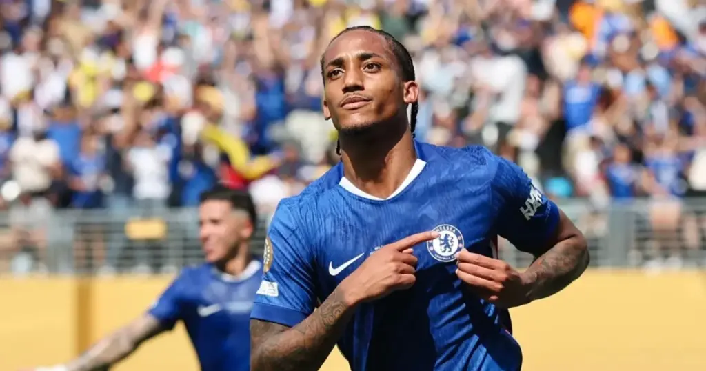 Lajmet e transferimeve nga 27 maji: Chelsea sqaron të ardhmen e Joao Pedro.